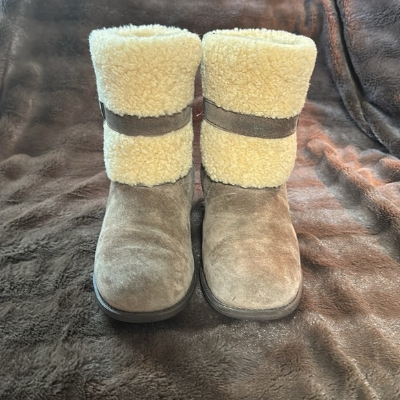 UGG Blayre II Brown Suede Boot Sz 6.5 - Picture 3 of 14